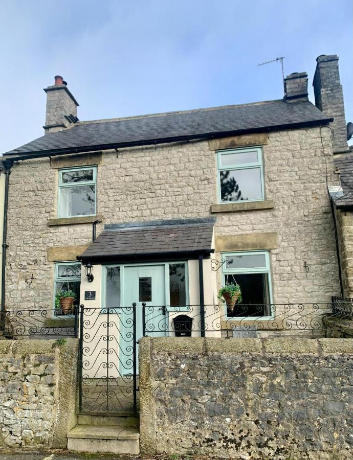 The Beautiful Bobbin - Premium Cottage With Views, Local Walks, Wood Burner & Pubs Tideswell Exterior photo